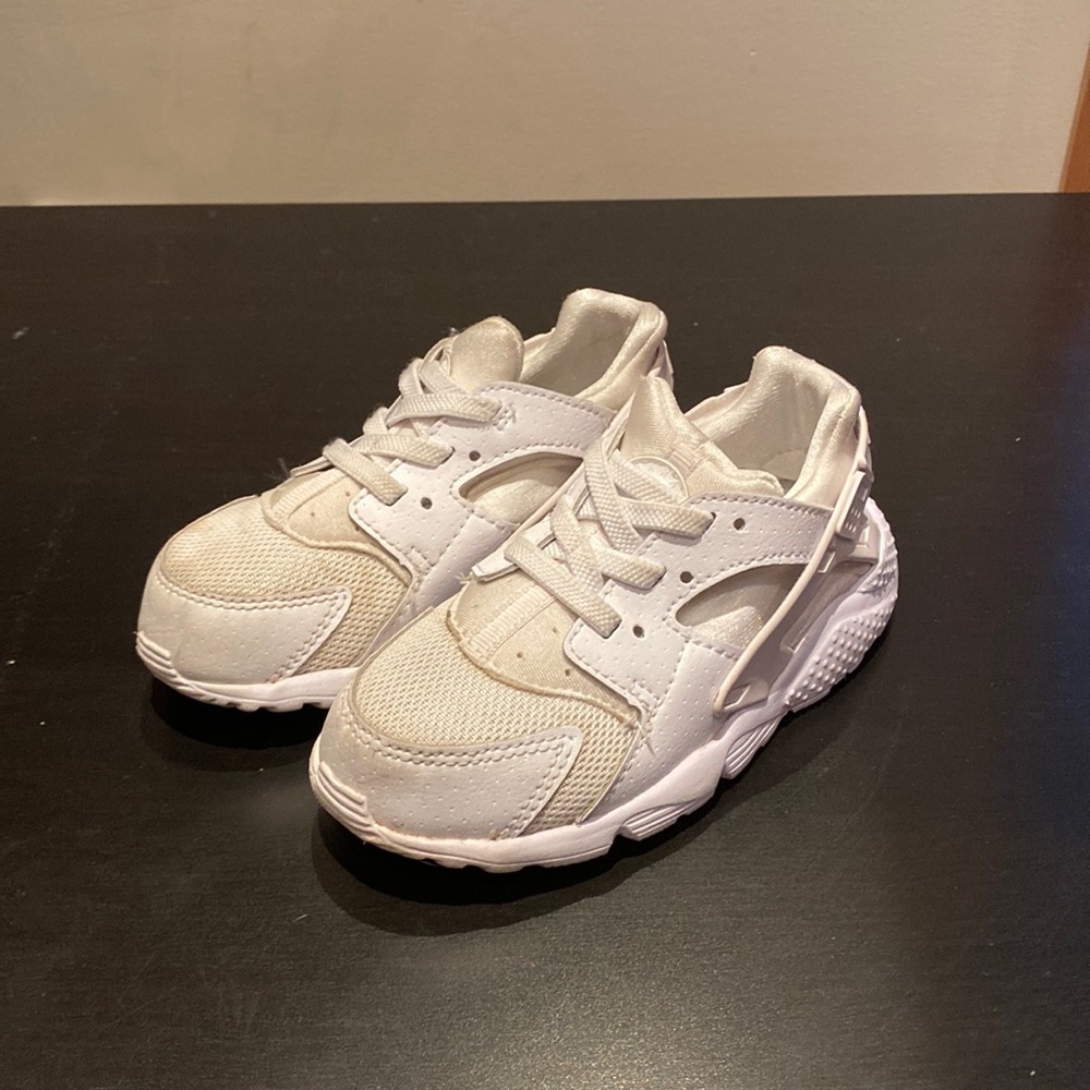 Nike hirache
